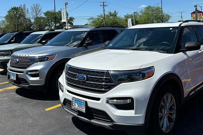 Vehicle rentals in Diamond, IL